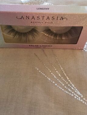 Anastasia Beverly Hills False Lashes - Black